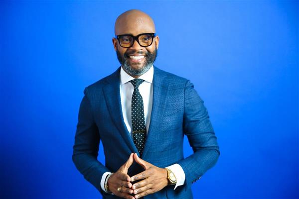 Dr. Donyall D. Dickey 